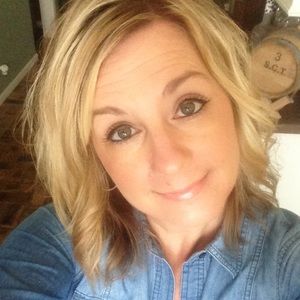 Meet your Posher, Deb